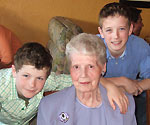 Dylan and Adam with Great Grandma Harwood :: click to enlarge.